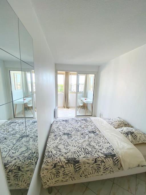 Appartement Spacieux 65M2, Avec Piscine Et Parking Fréjus Exterior foto