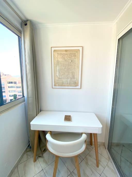 Appartement Spacieux 65M2, Avec Piscine Et Parking Fréjus Exterior foto